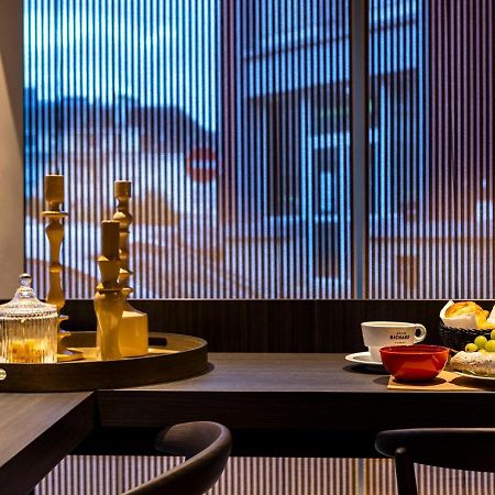 Moka Hotel Лорьян Экстерьер фото