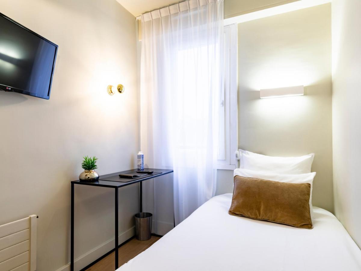 Moka Hotel Лорьян Экстерьер фото