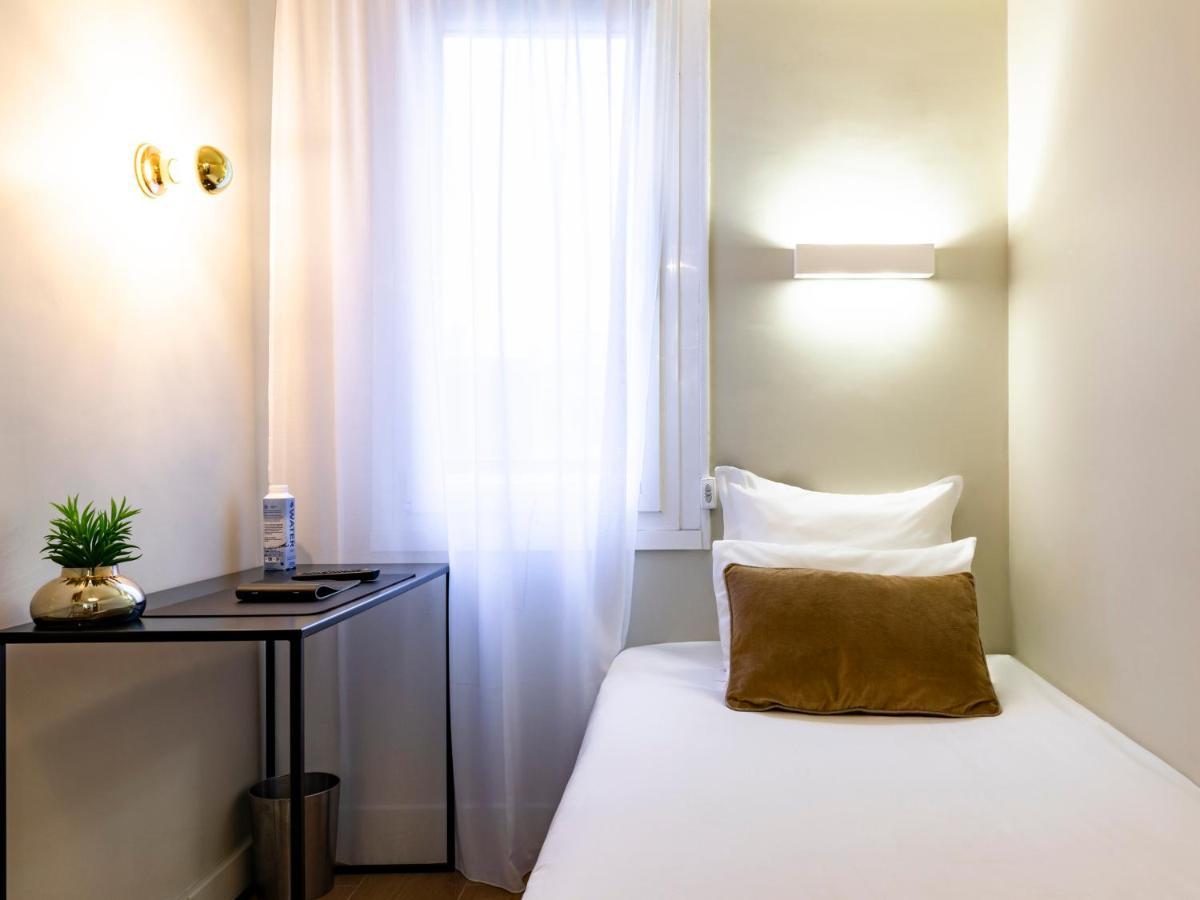 Moka Hotel Лорьян Экстерьер фото